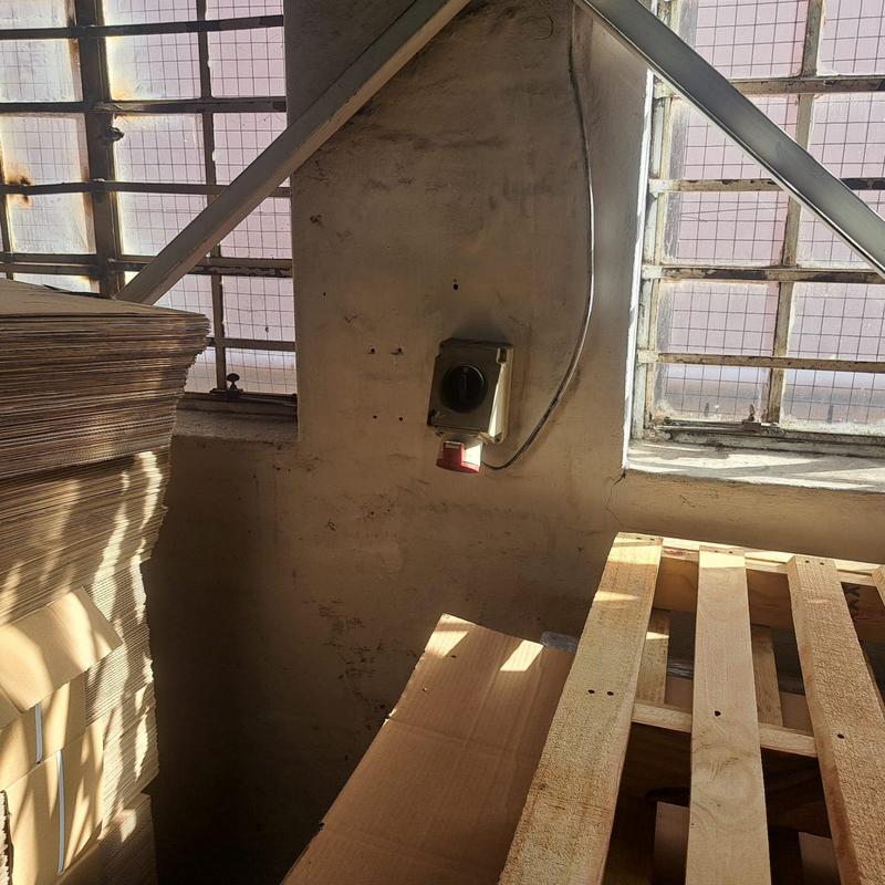 To Let Commercial Property for Rent in Neave Industrial Eastern Cape